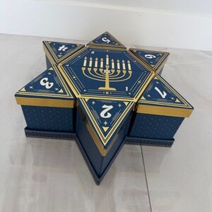 Reusable Eight Nights of Hanukkah Gift Set BOX By Harry & David